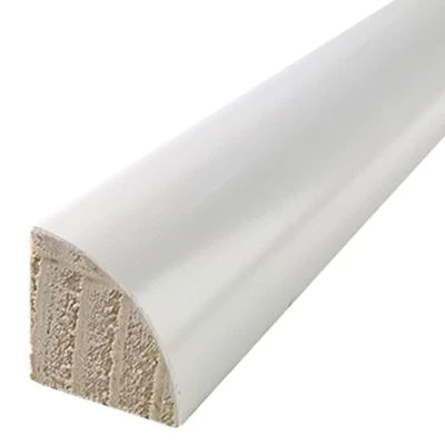 Rodapé com primer branco